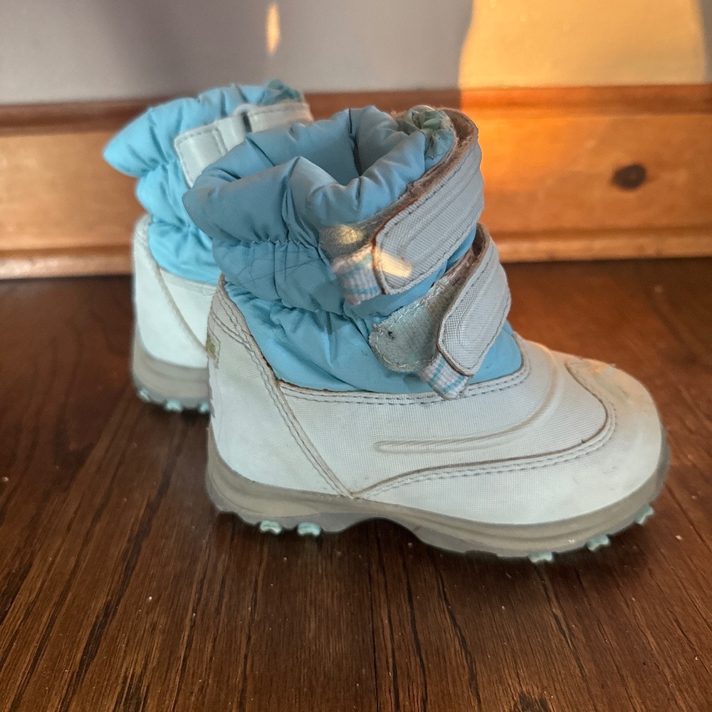 LL bean baby winter boots